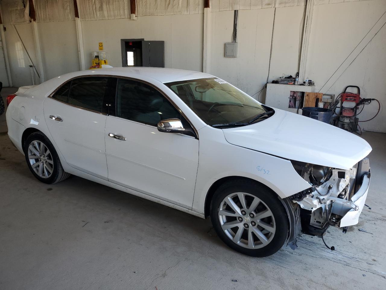2015 Chevrolet Malibu - Image 4