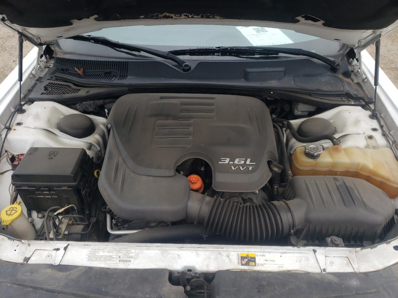 2013 Dodge Challenger - Image 11