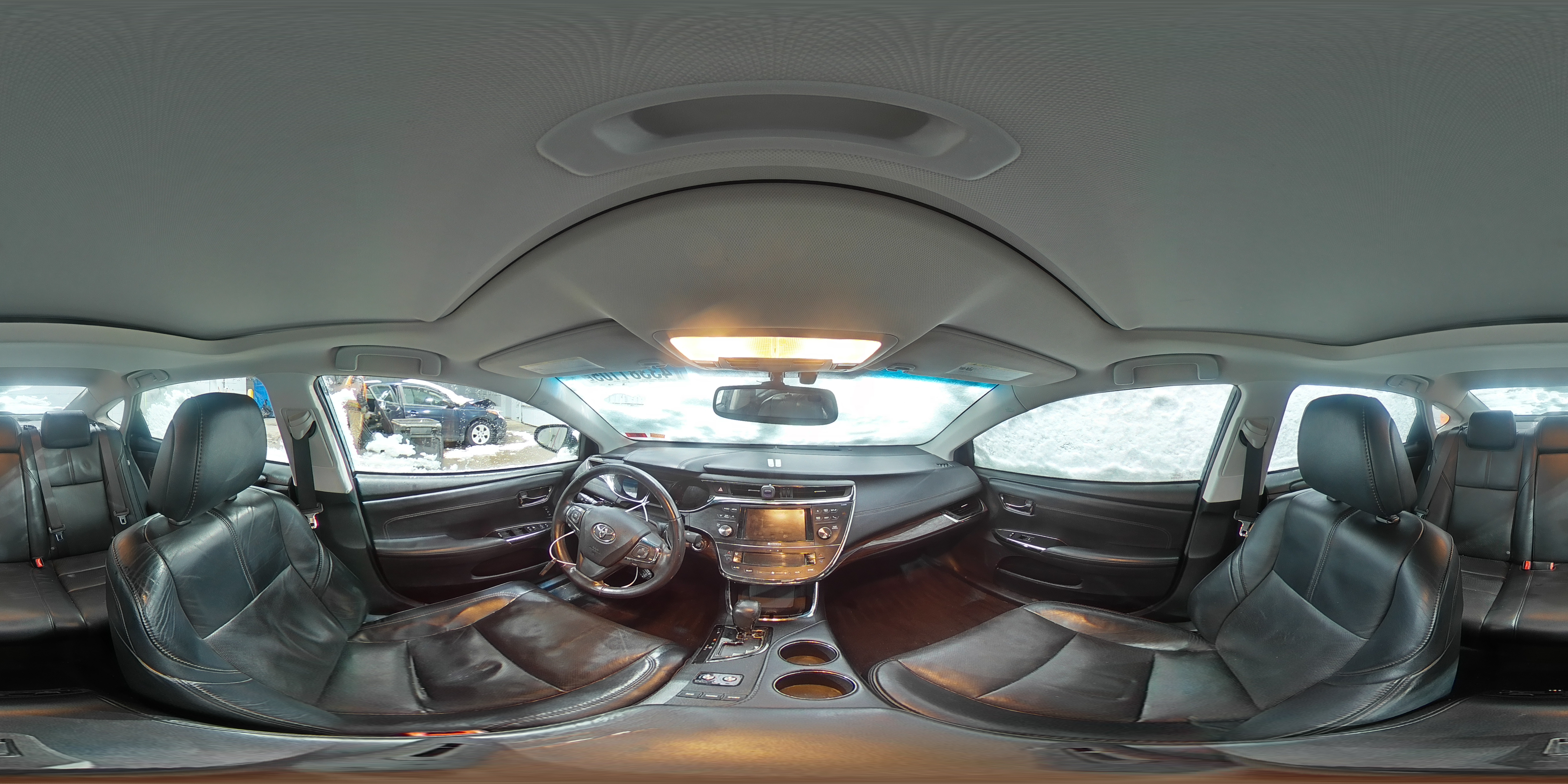 2013 Toyota Avalon - Image 14