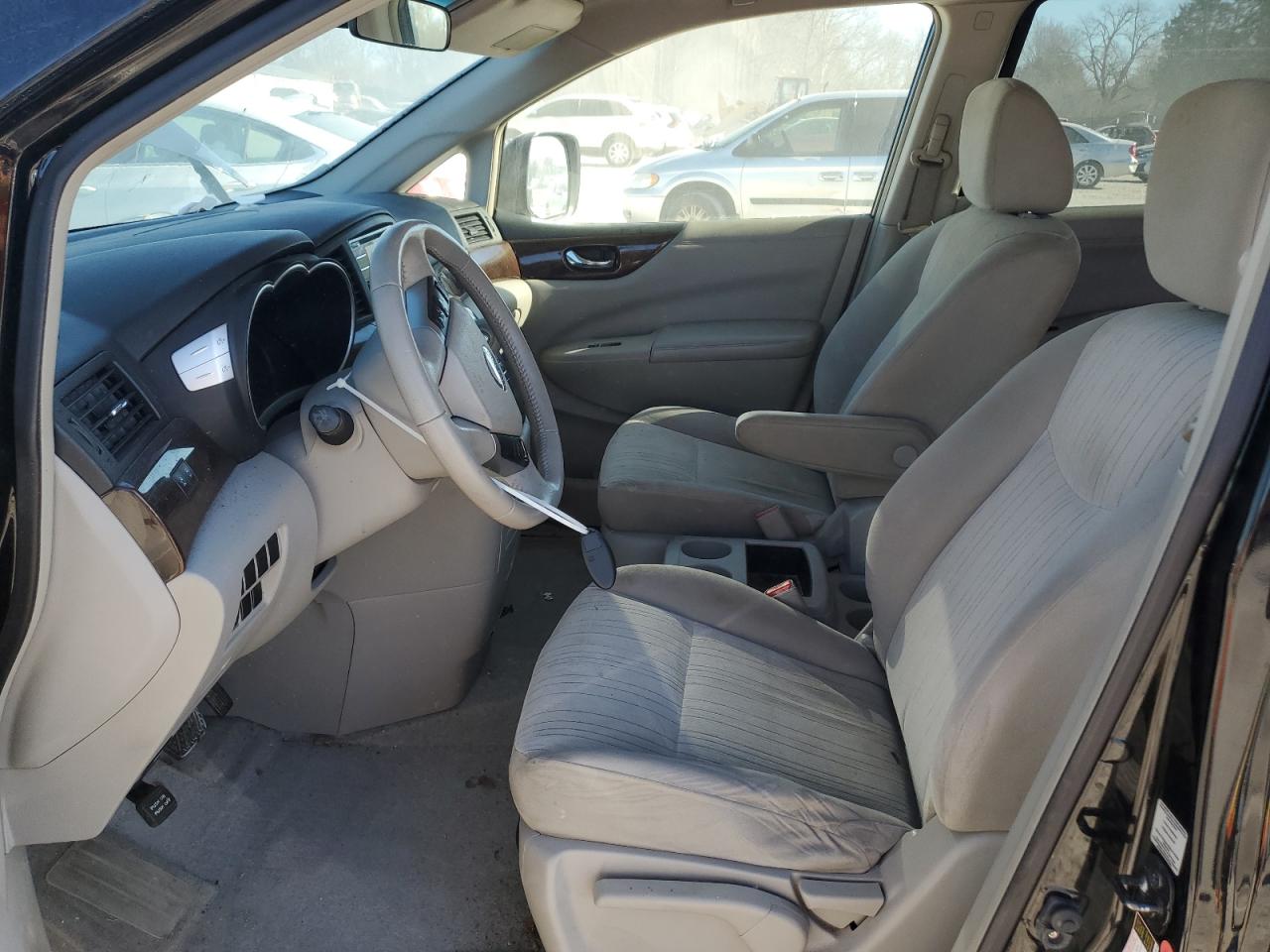 2014 Nissan Quest - Image 7