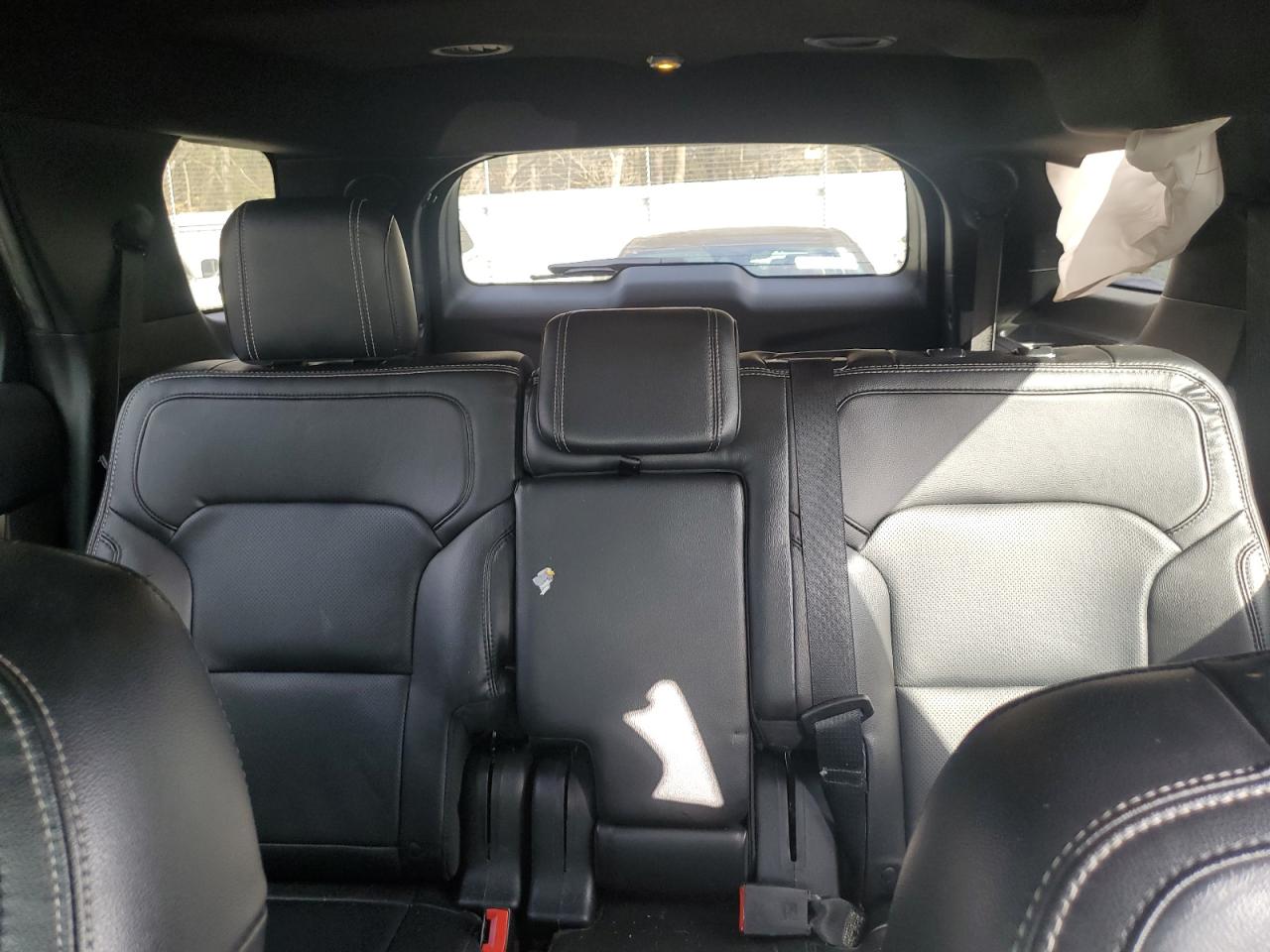 2018 Ford Explorer - Image 10