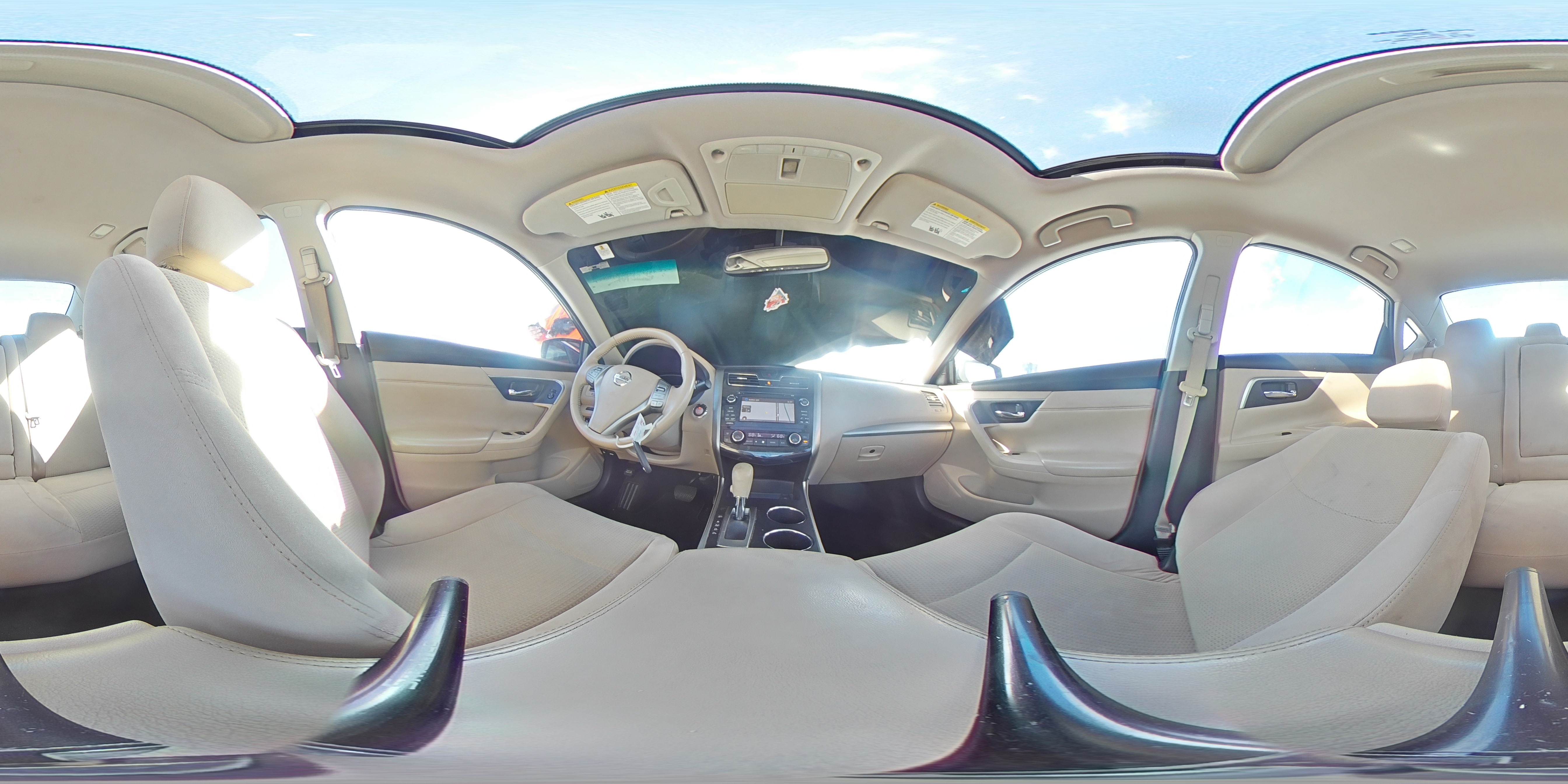 2015 Nissan Altima - Image 15