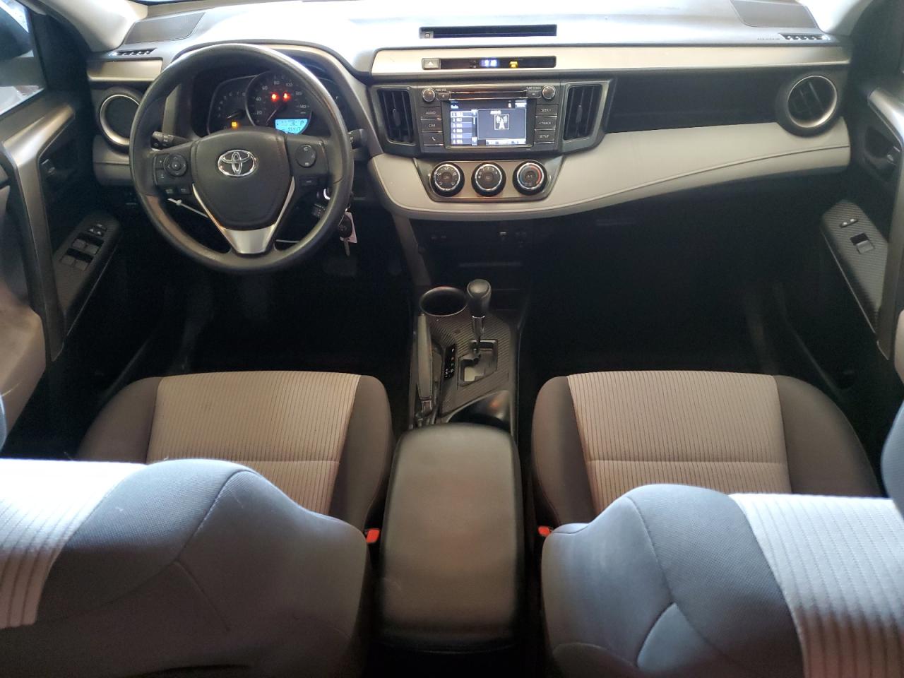 2015 Toyota RAV 4 - Image 8