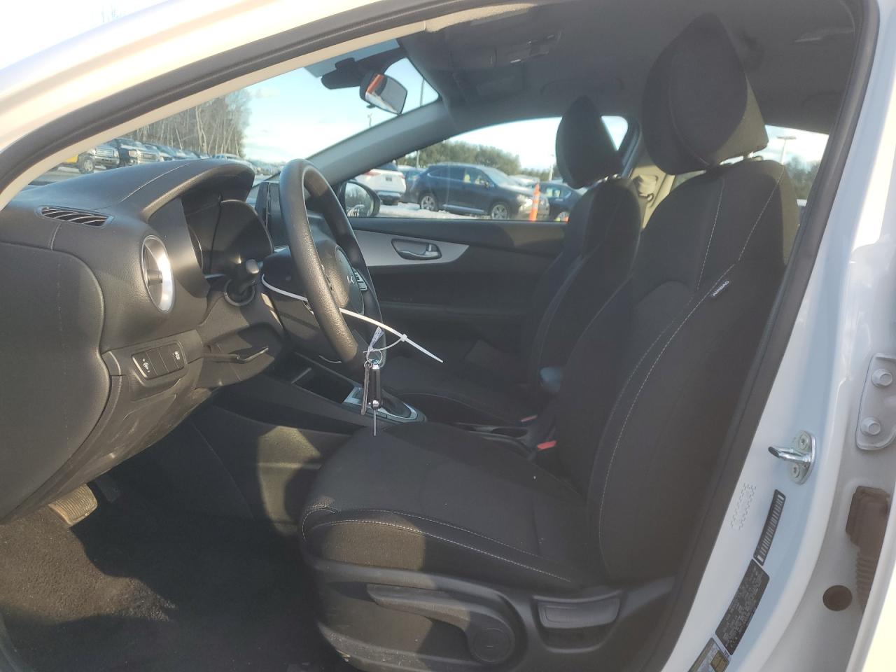 2024 Kia Forte - Image 7