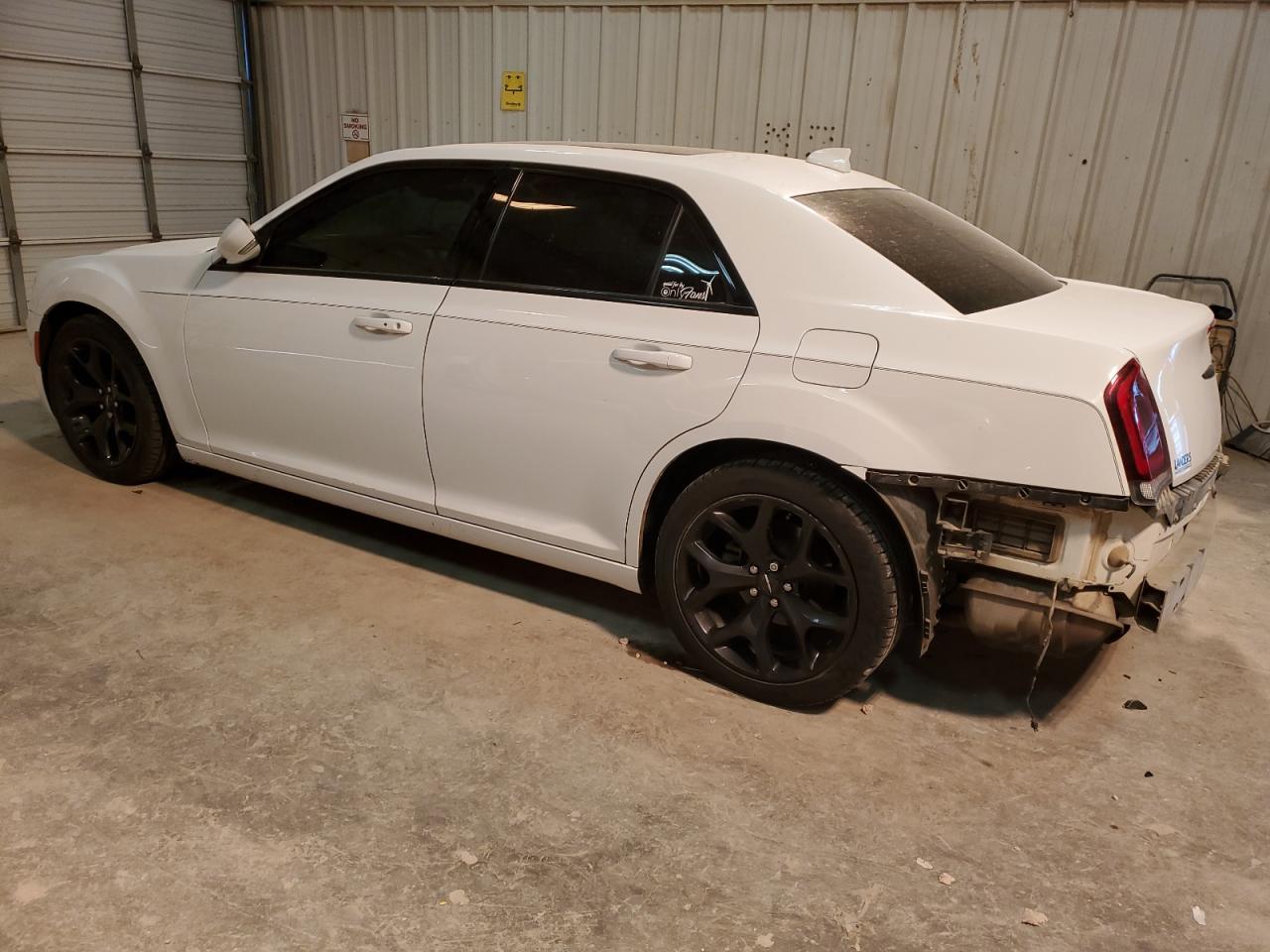 2021 Chrysler 300 - Image 2
