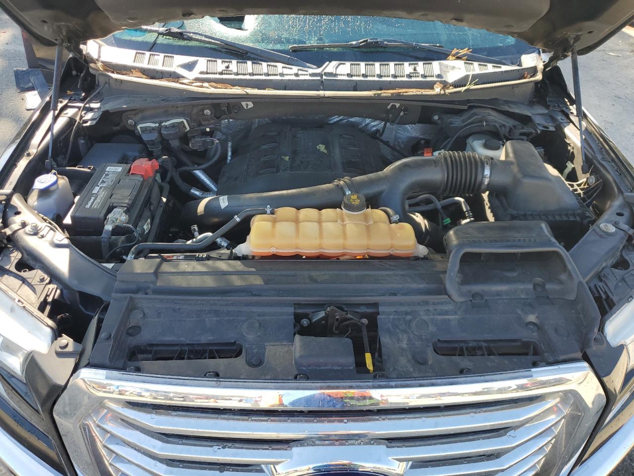 2015 Ford F-150 - Image 11