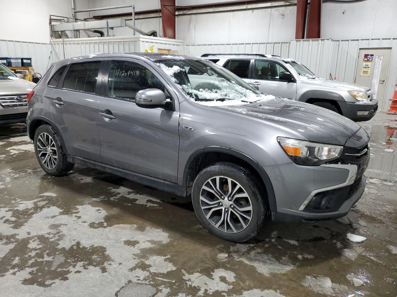 2019 Mitsubishi Outlander - Image 4