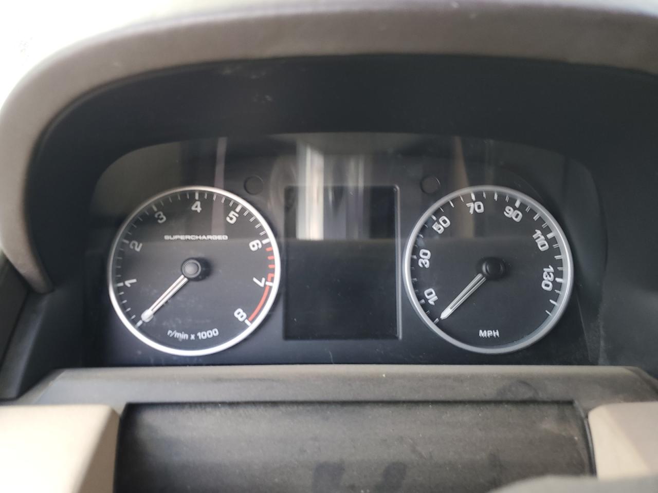 2011 Land Rover Range Rover - Image 9