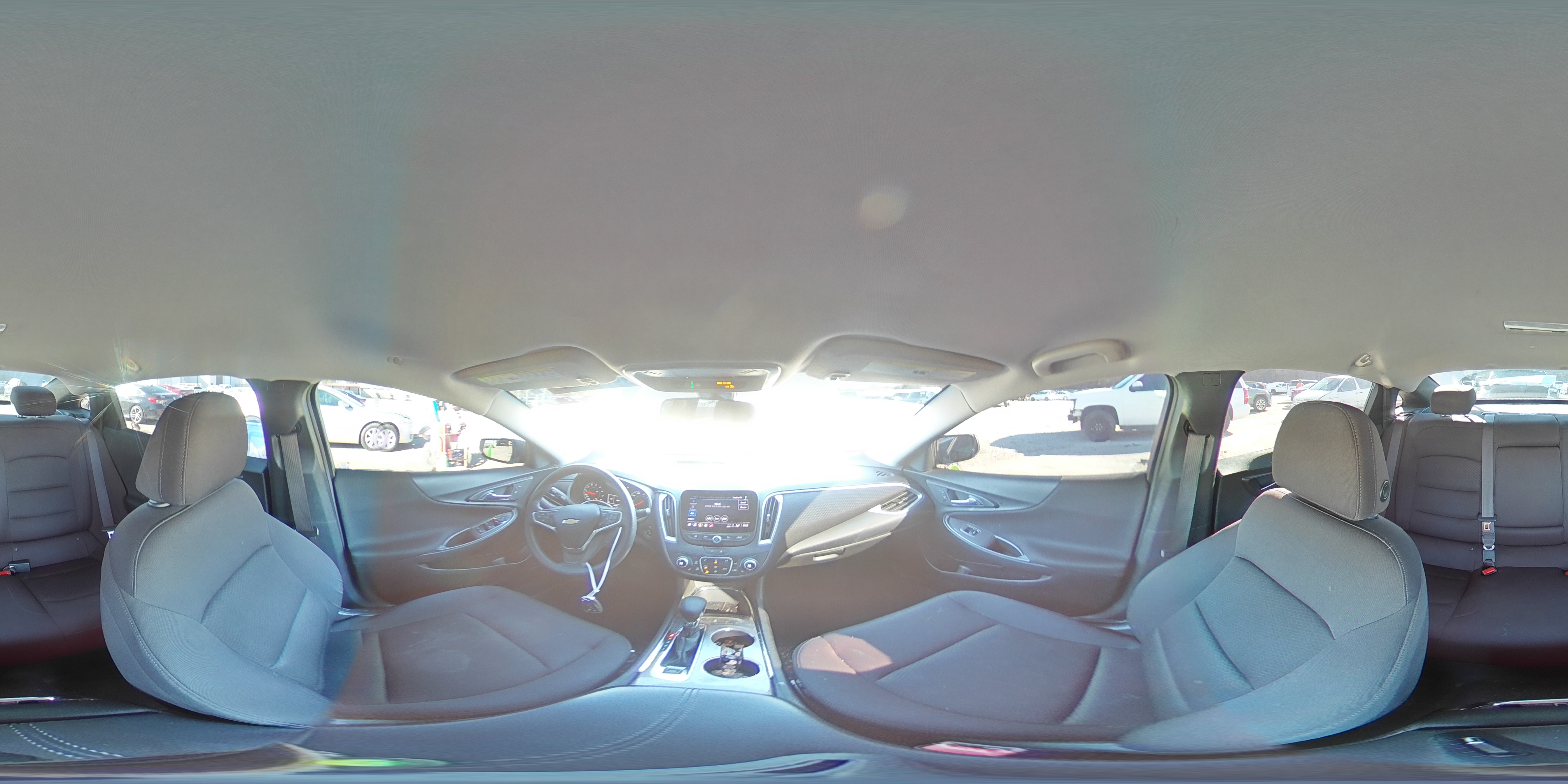 2022 Chevrolet Malibu - Image 13