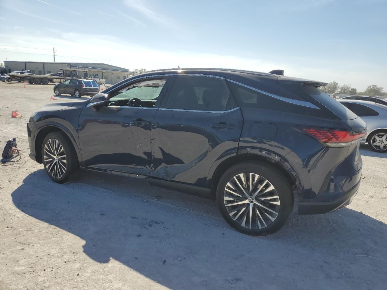 2024 Lexus RX - Image 2