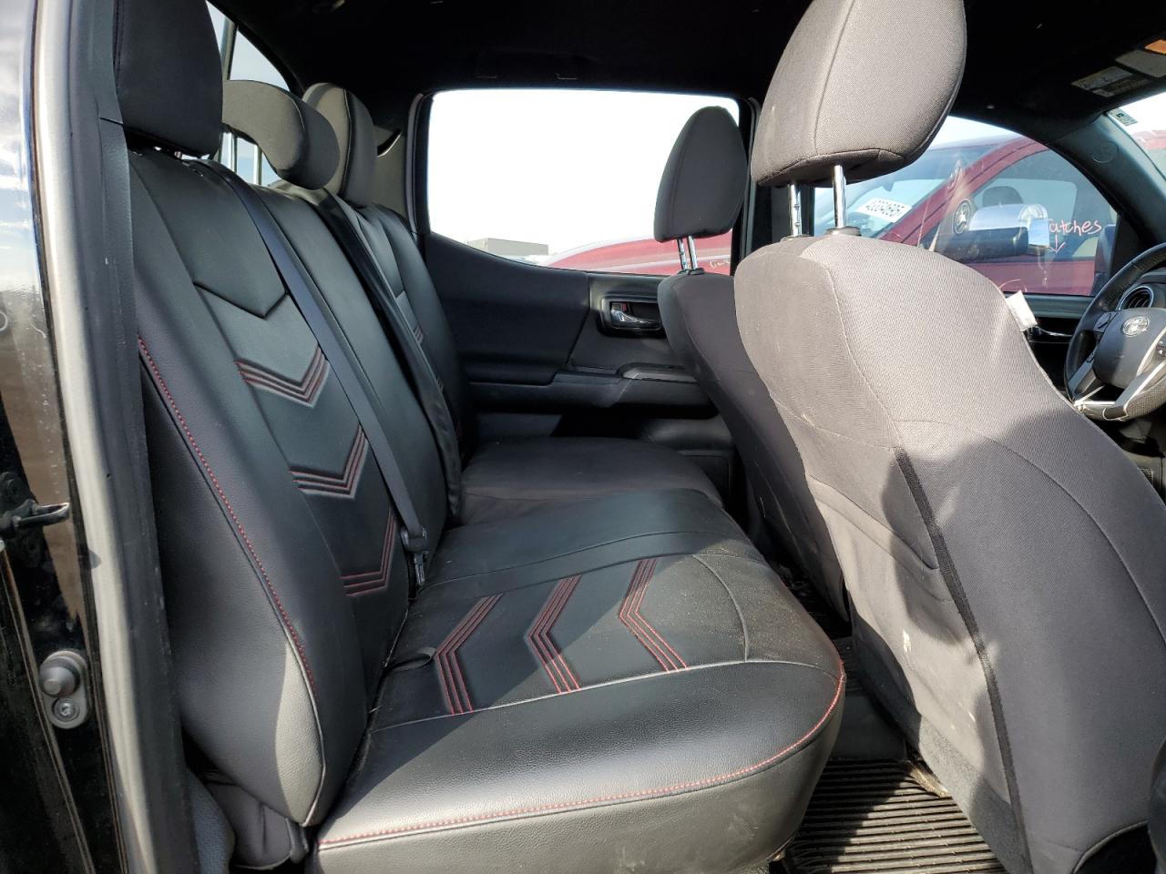 2017 Toyota Tacoma - Image 10