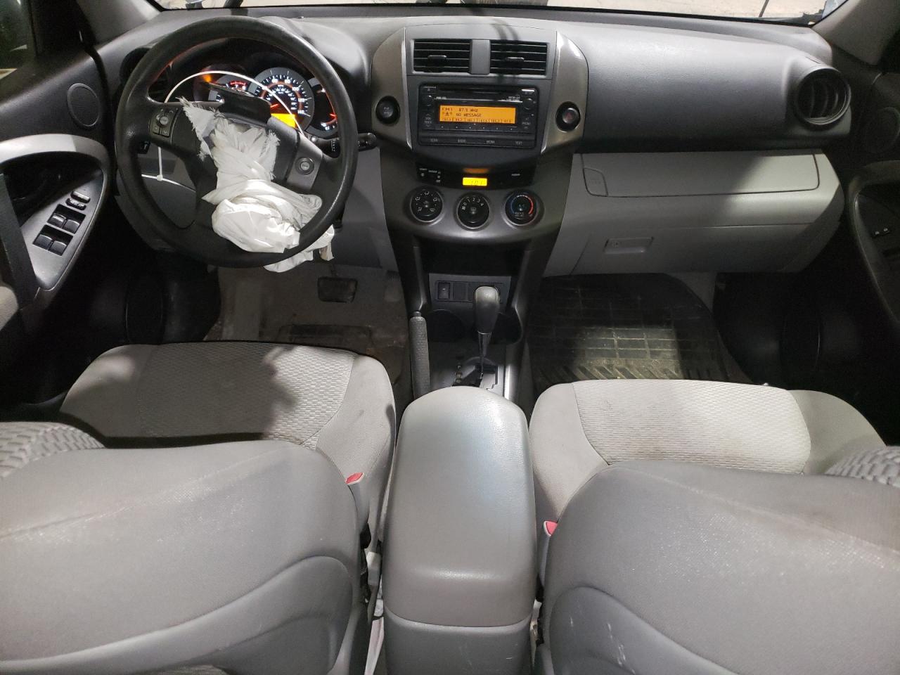 2012 Toyota RAV 4 - Image 8