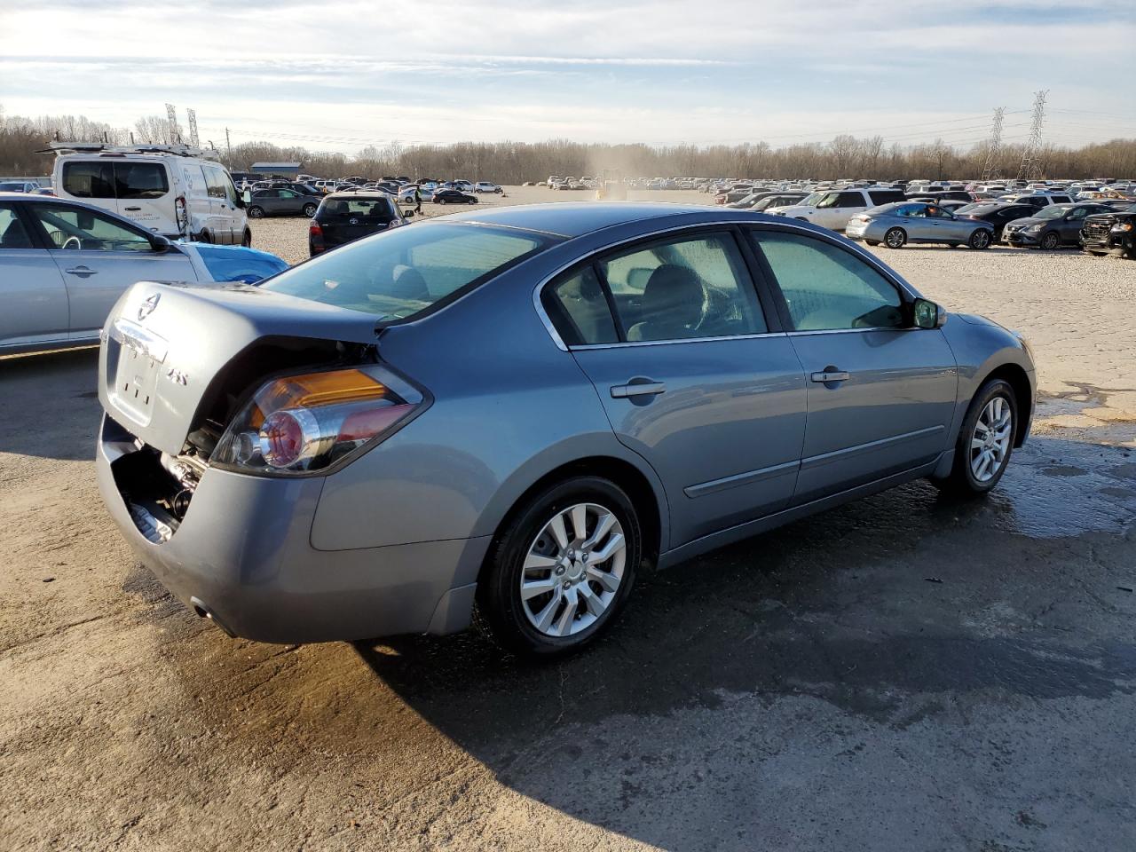 2011 Nissan Altima - Image 3