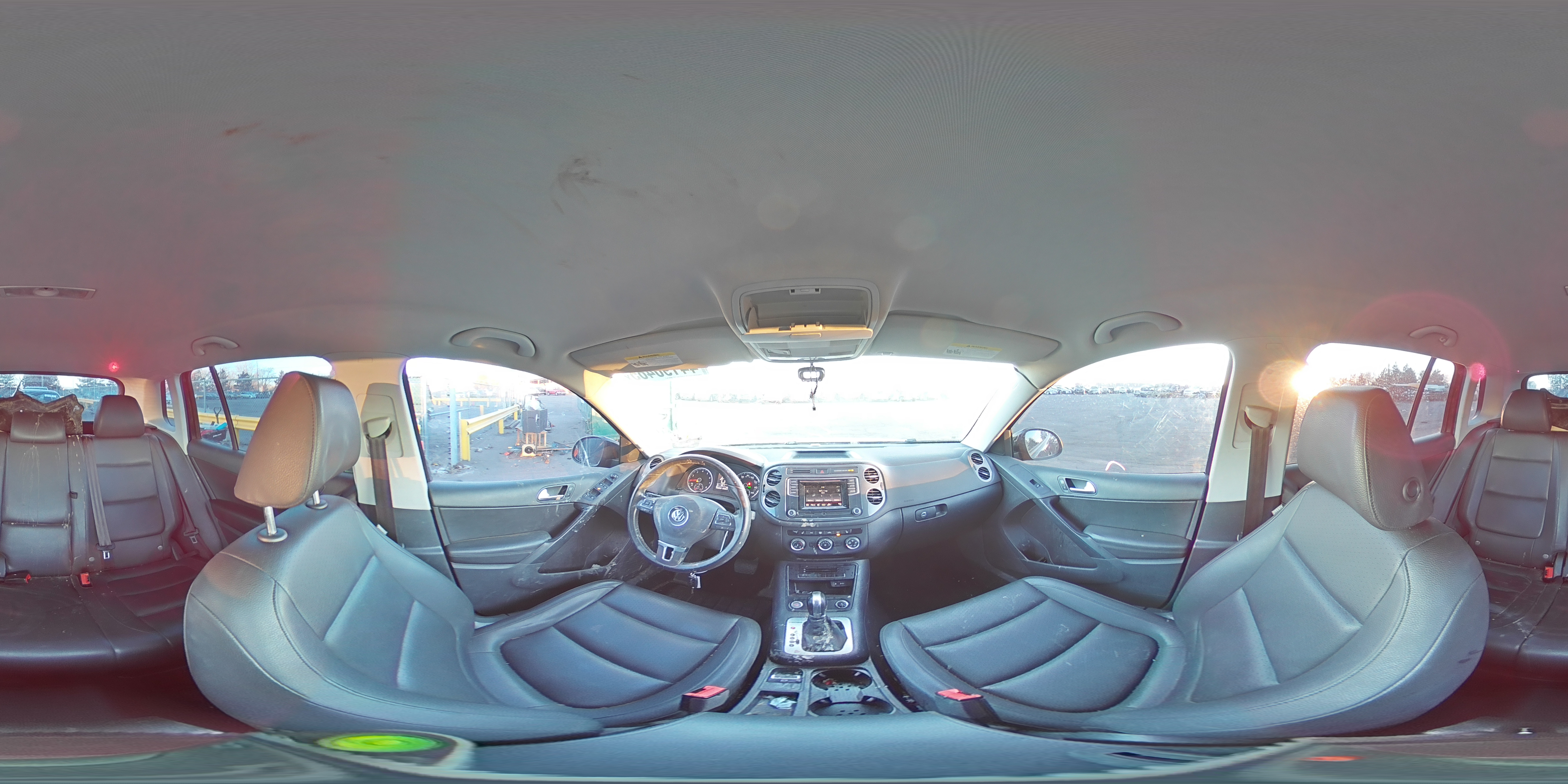 2016 Volkswagen Tiguan - Image 14