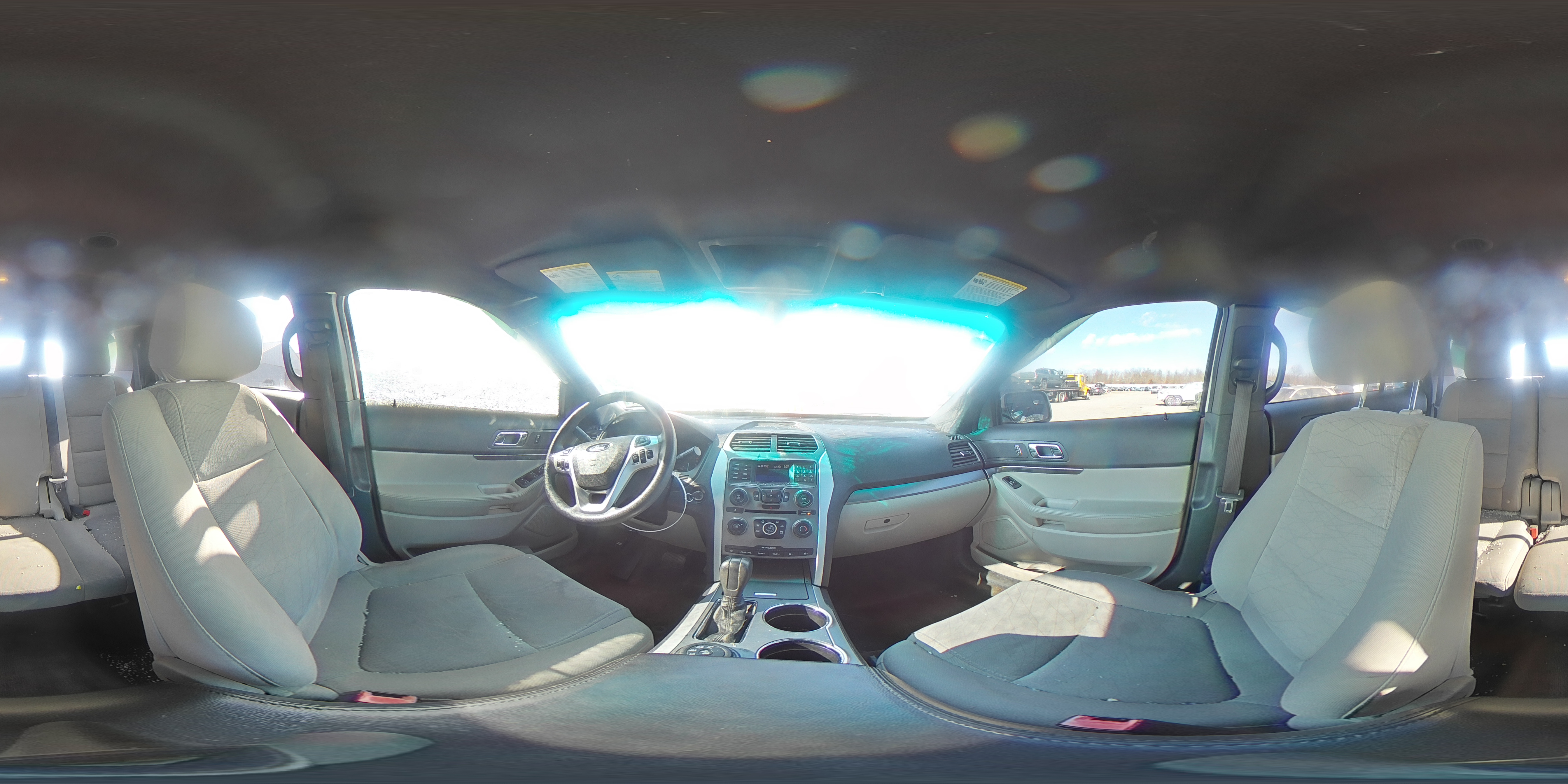 2013 Ford Explorer - Image 16