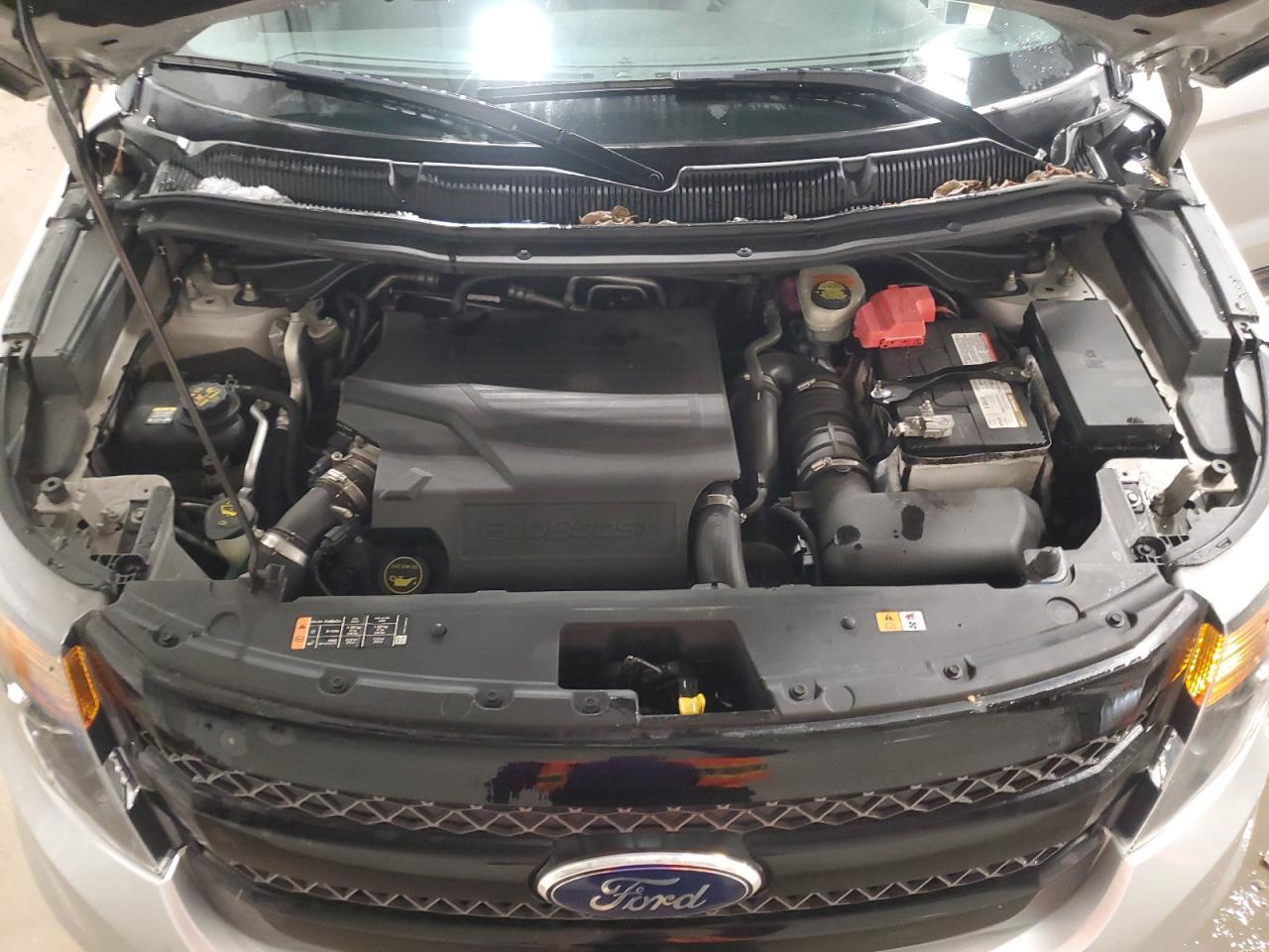 2015 Ford Explorer - Image 12
