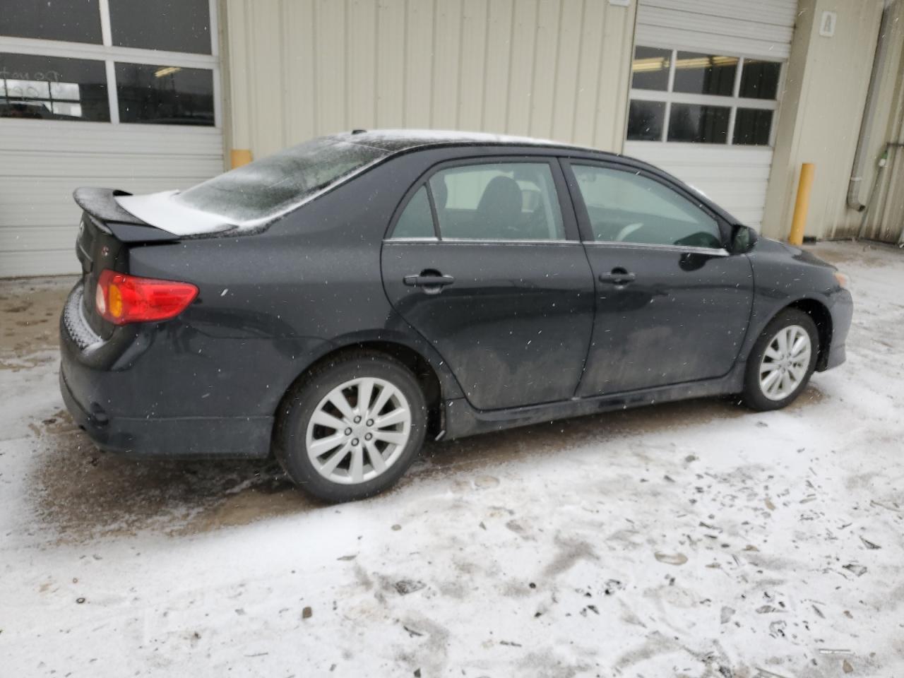2010 Toyota Corolla - Image 3