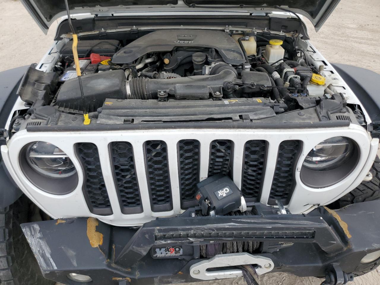 2021 Jeep Gladiator - Image 11