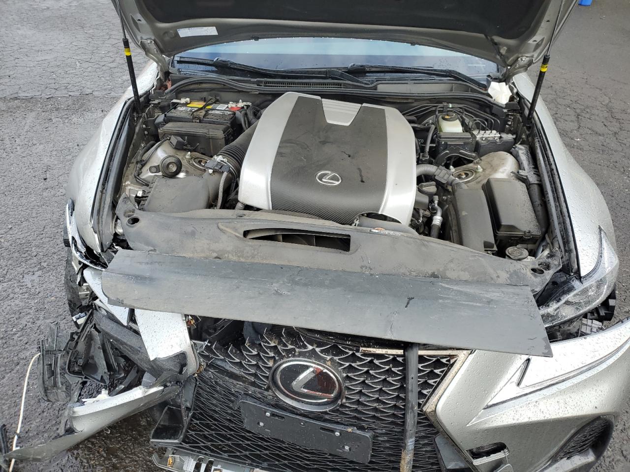 2018 Lexus IS - Image 13