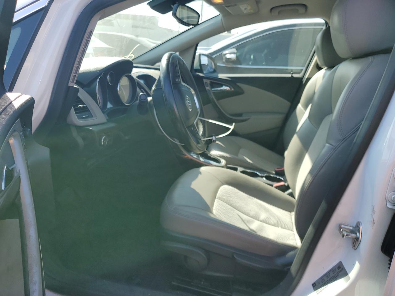 2013 Buick Verano - Image 7
