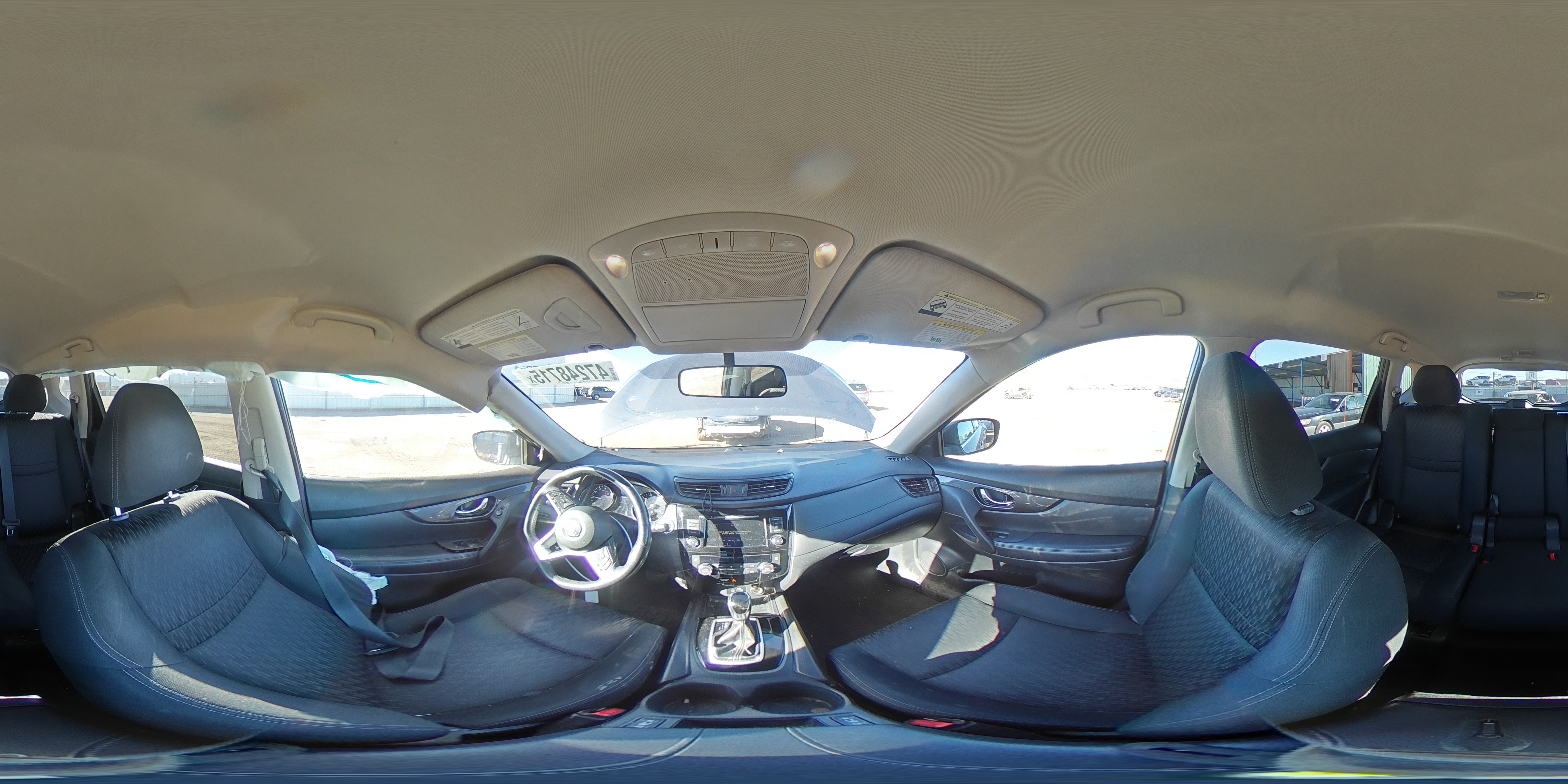 2018 Nissan Rogue - Image 13
