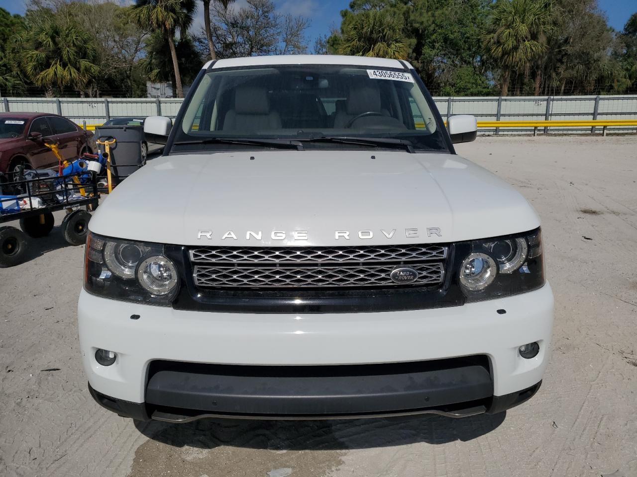 2013 Land Rover Range Rover - Image 5