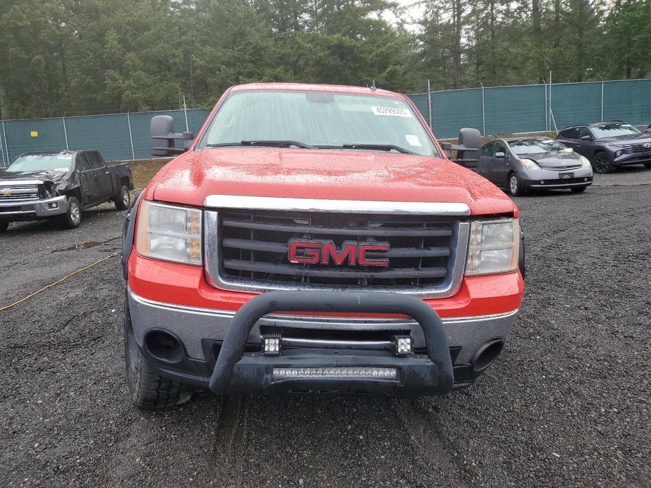 2013 GMC Sierra - Image 5