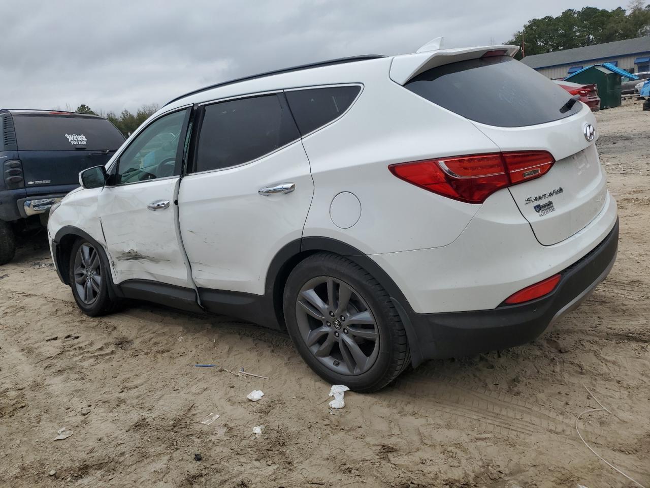 2014 Hyundai Santa Fe - Image 2