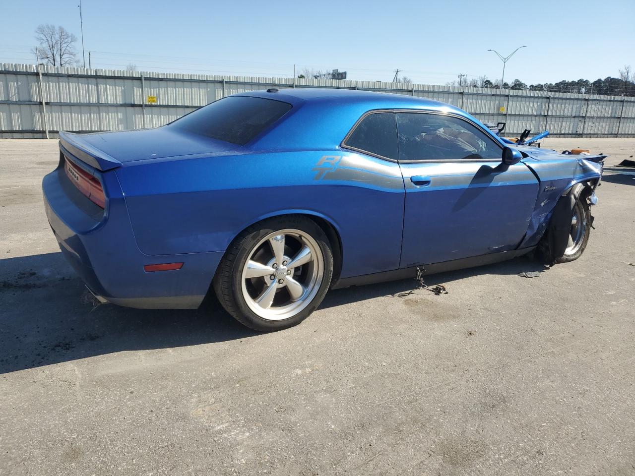 2012 Dodge Challenger - Image 3