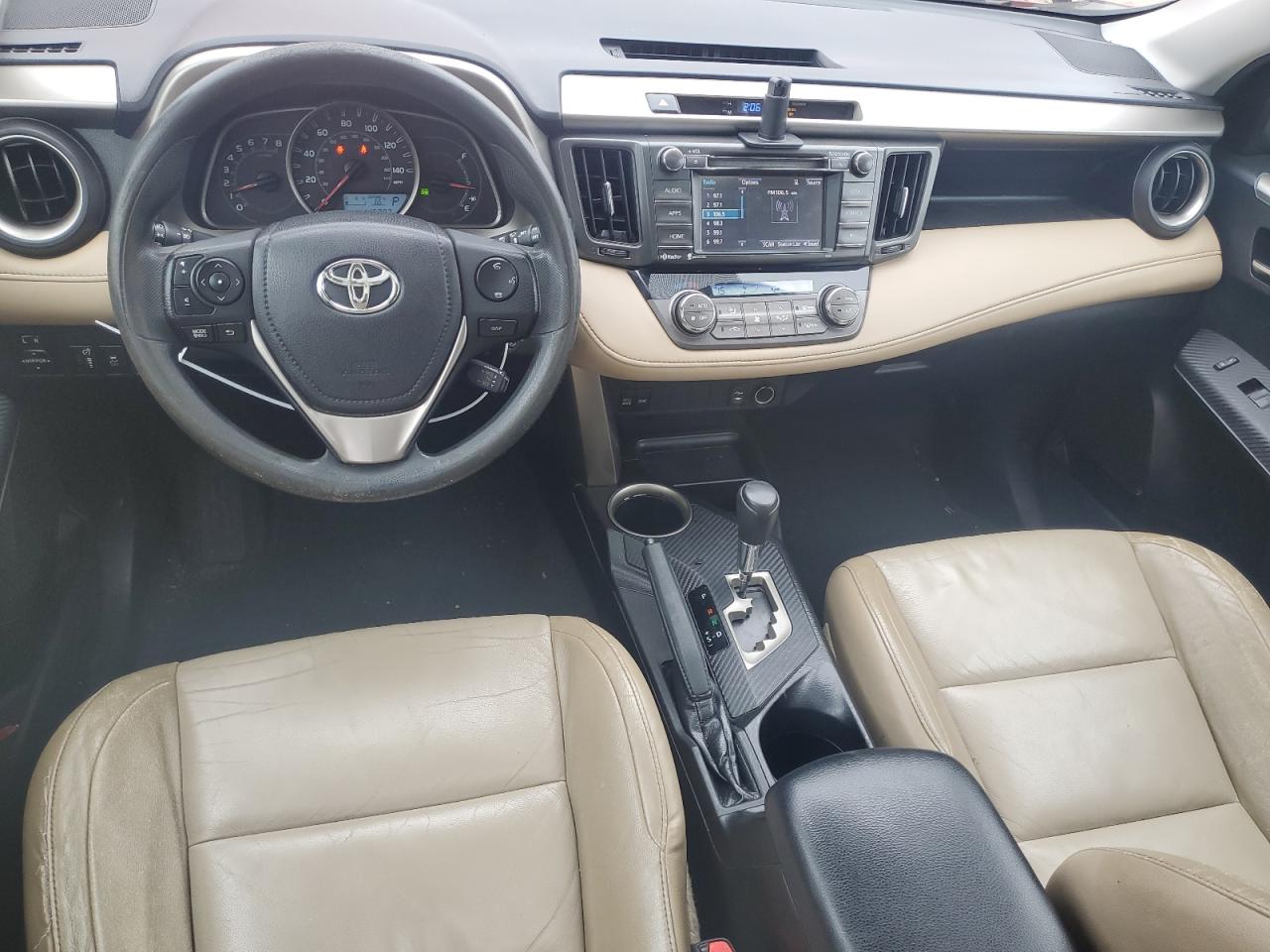2014 Toyota RAV 4 - Image 8