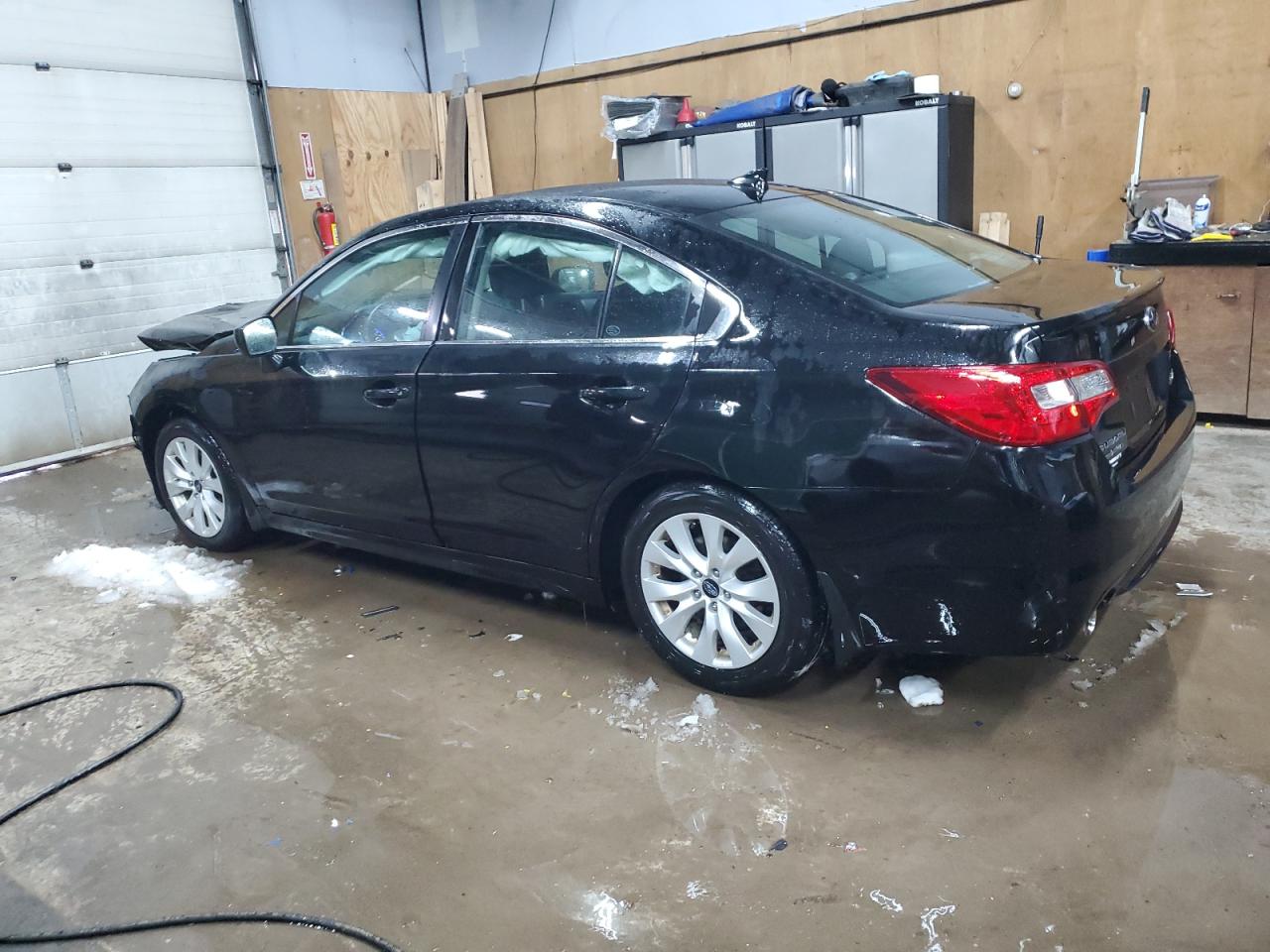 2016 Subaru Legacy - Image 2