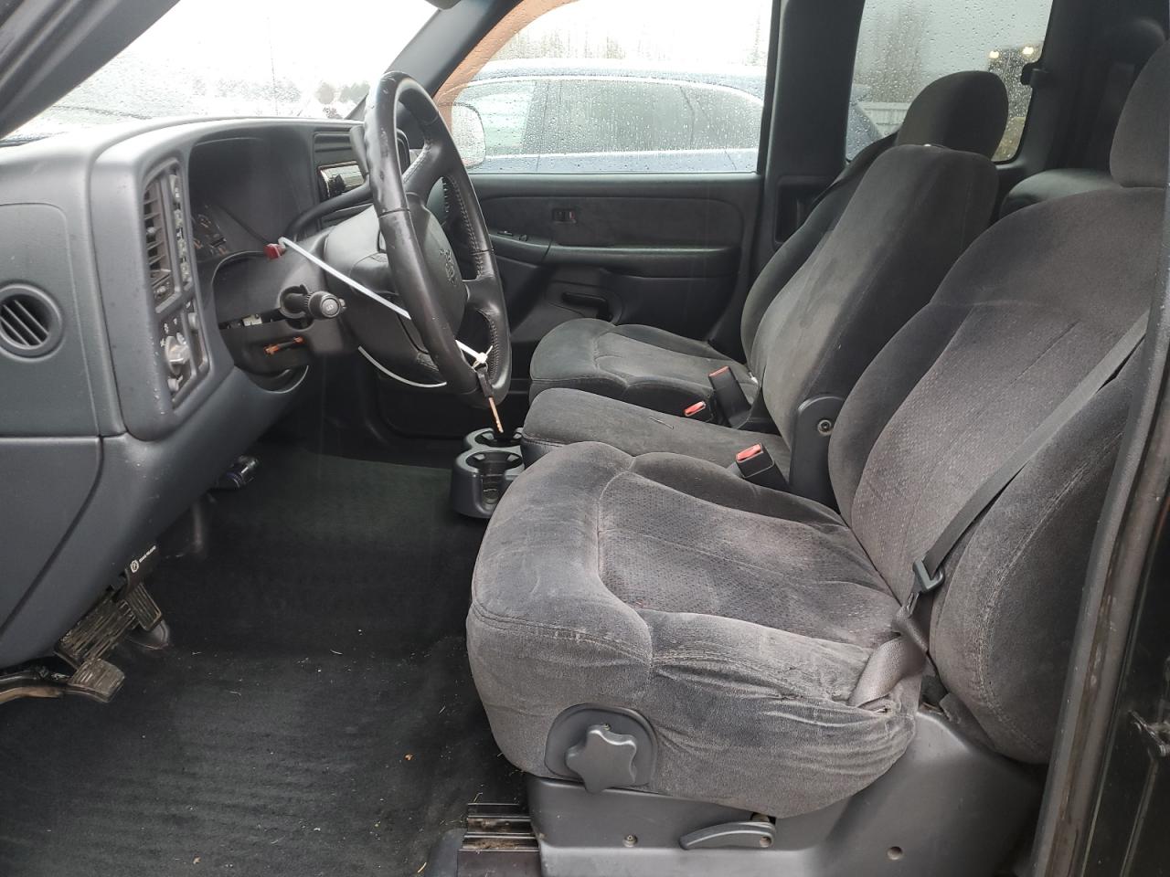 2001 Chevrolet Silverado - Image 7