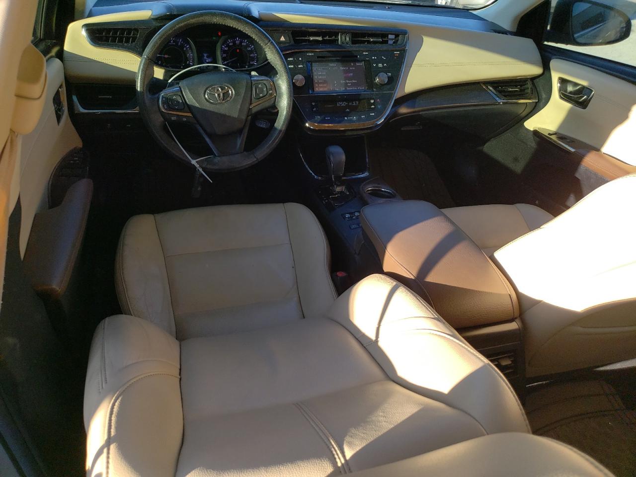 2016 Toyota Avalon - Image 8