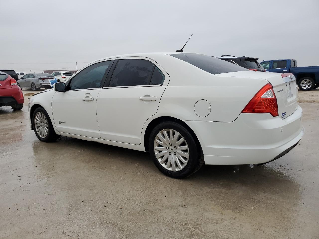2012 Ford Fusion - Image 2
