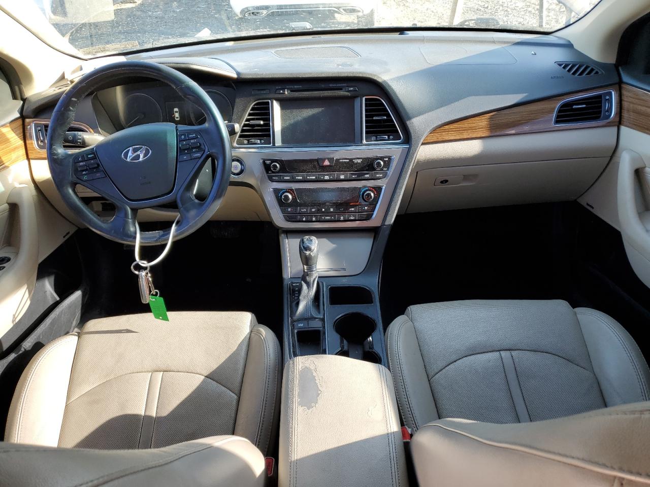 2015 Hyundai Sonata - Image 8