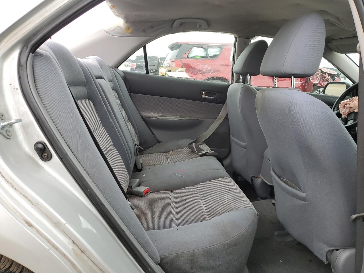 2004 Mazda 6 - Image 10
