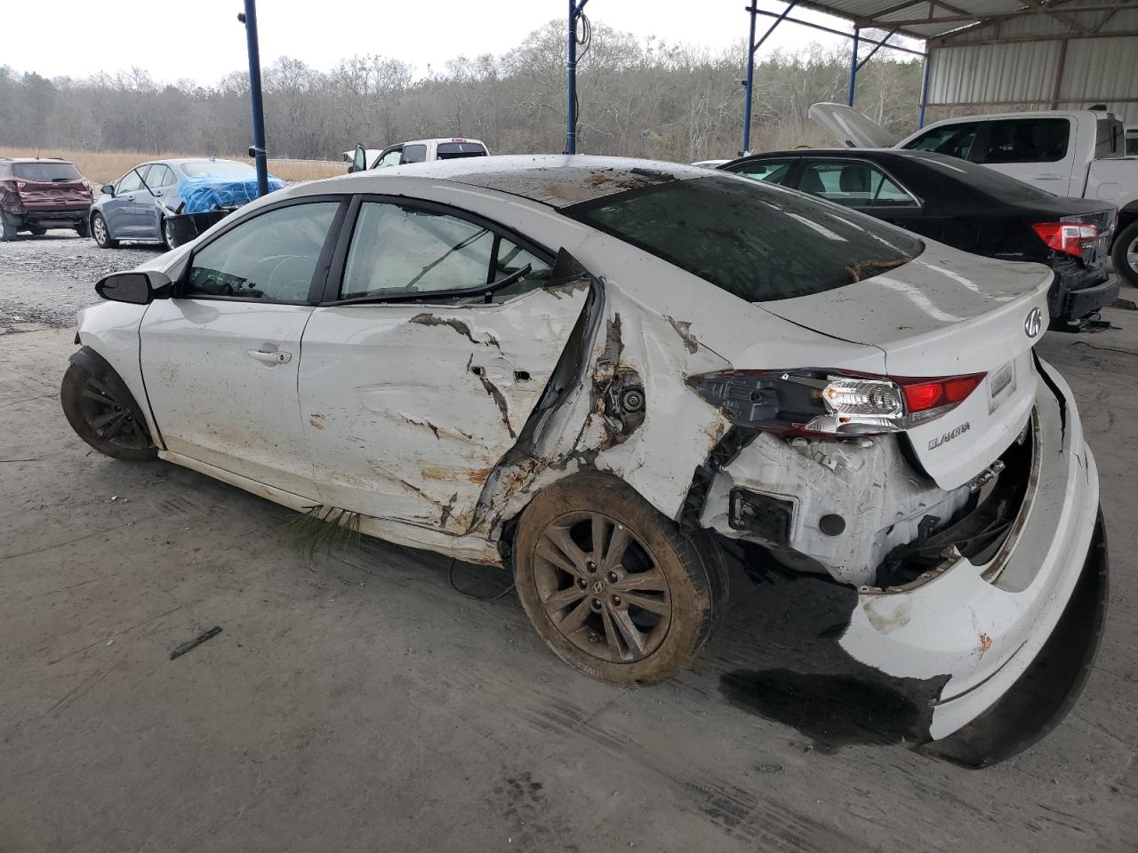 2017 Hyundai Elantra - Image 2