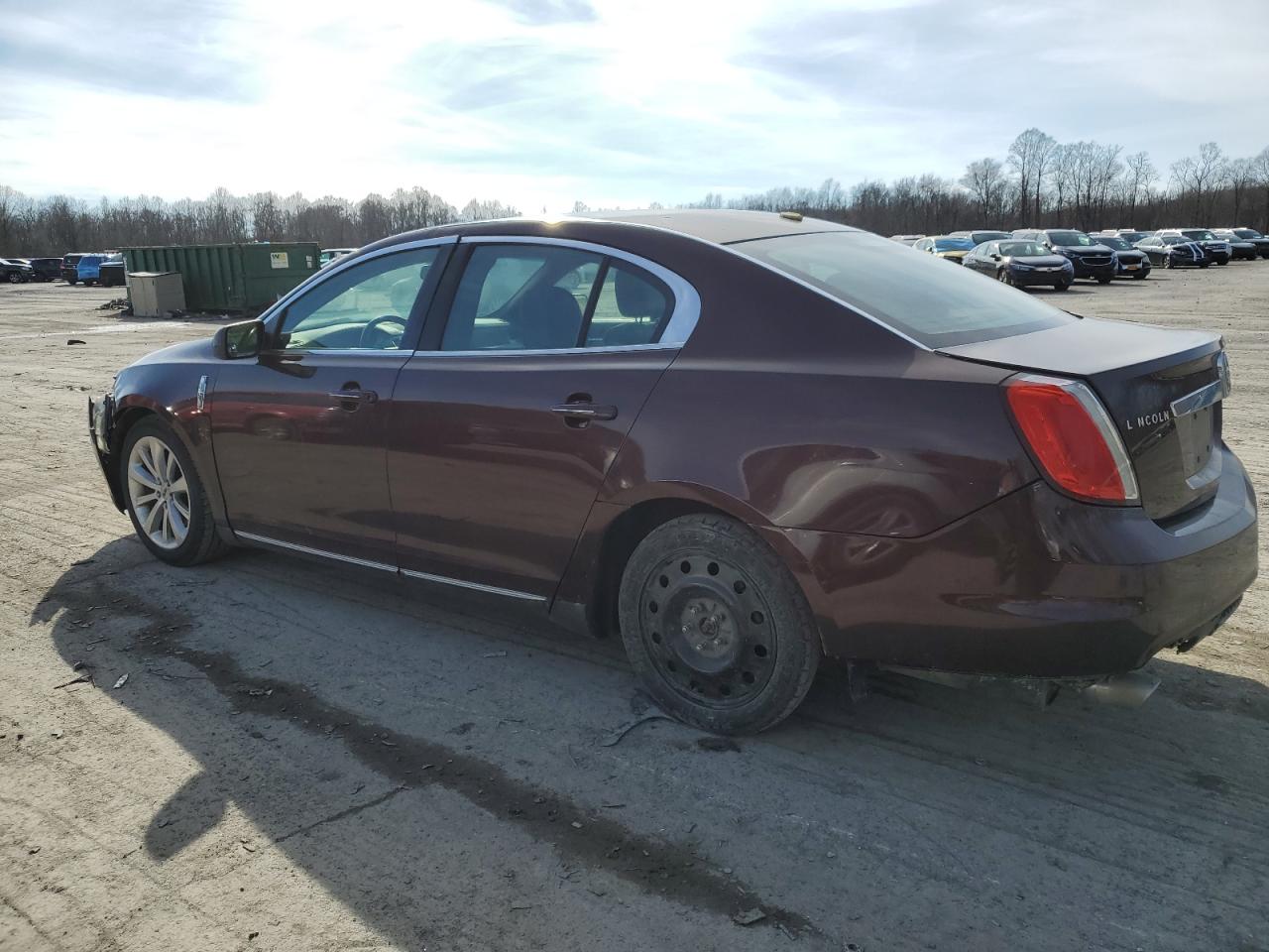 2009 Lincoln MKS - Image 2