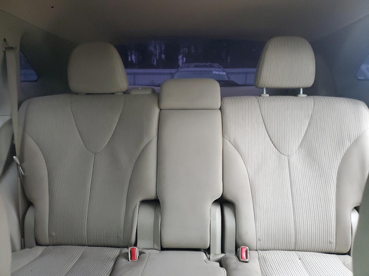 2014 Toyota Venza - Image 10