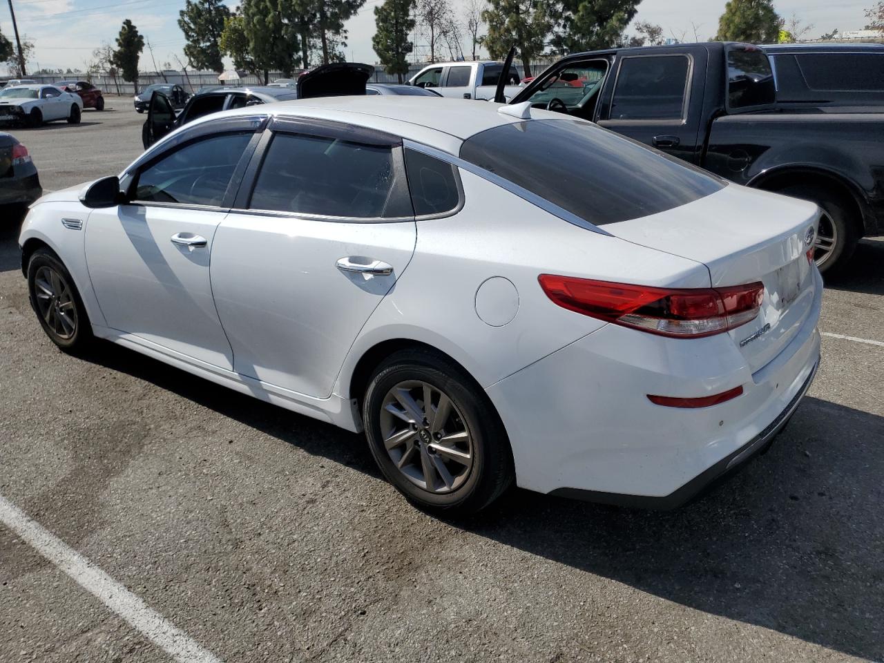 2019 Kia Optima - Image 2