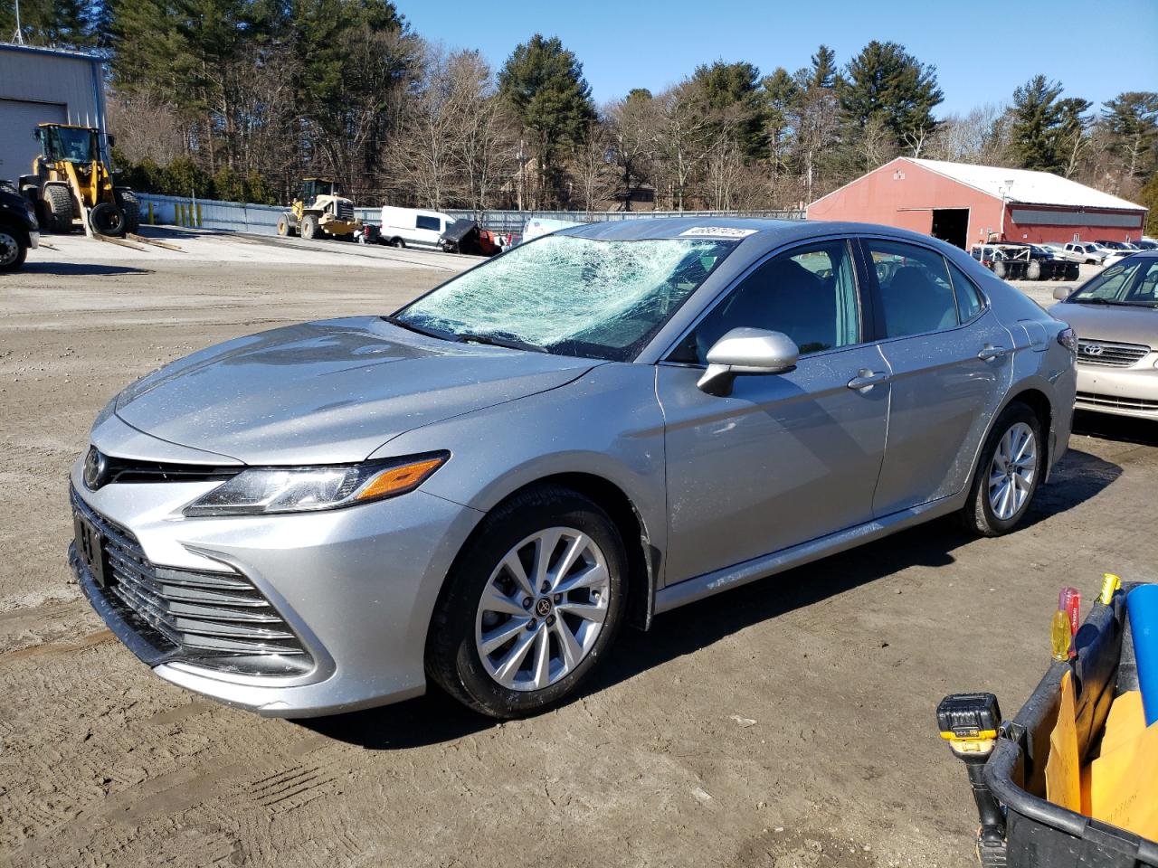 2024 Toyota Camry Le продається в Mendon, MA - Top/Roof