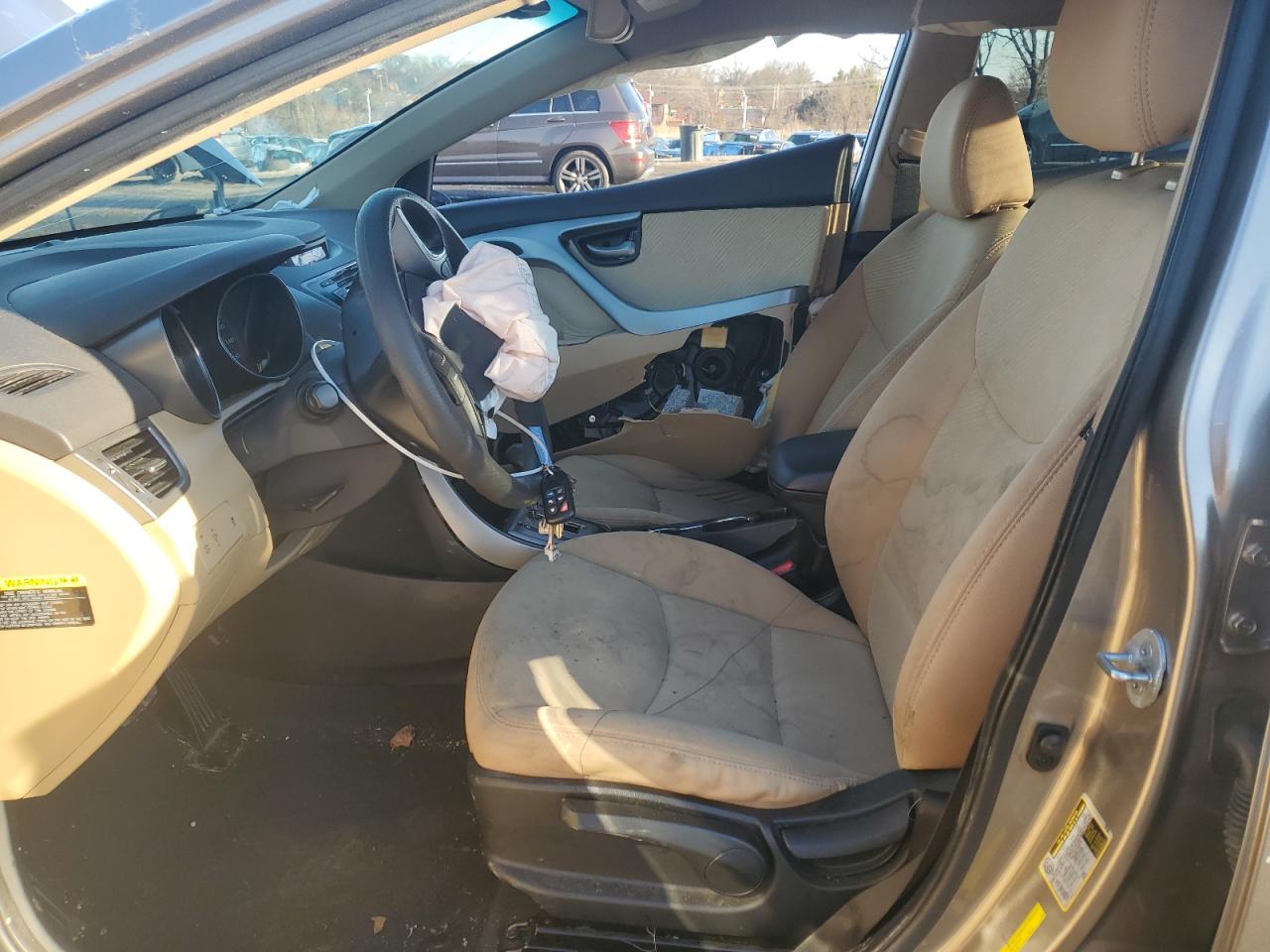 2013 Hyundai Elantra - Image 7