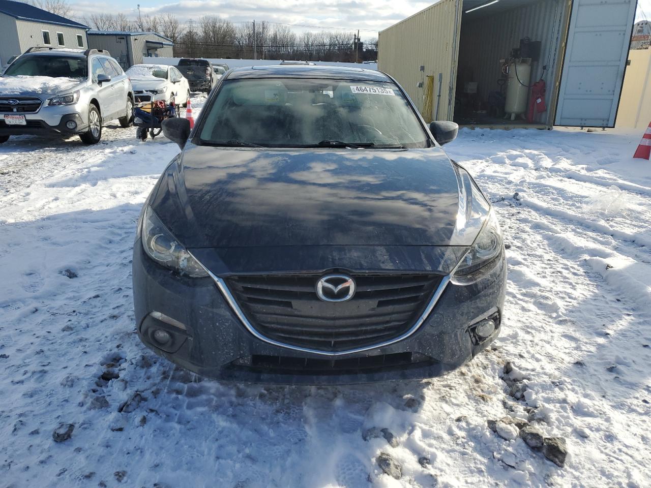 2015 Mazda 3 - Image 5
