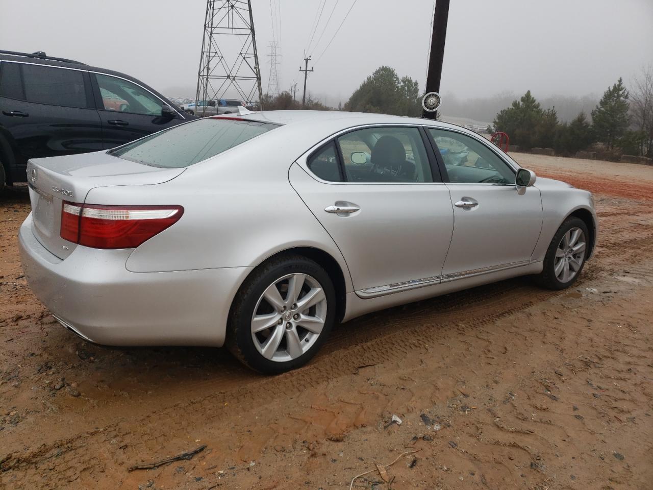 2009 Lexus LS - Image 3