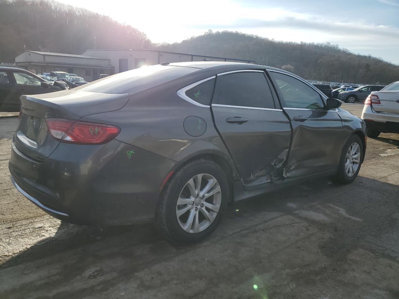 2016 Chrysler 200 - Image 3