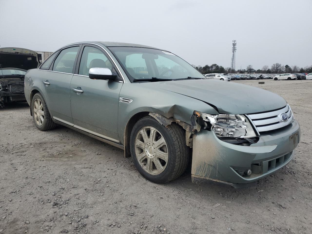 2008 Ford Taurus - Image 4