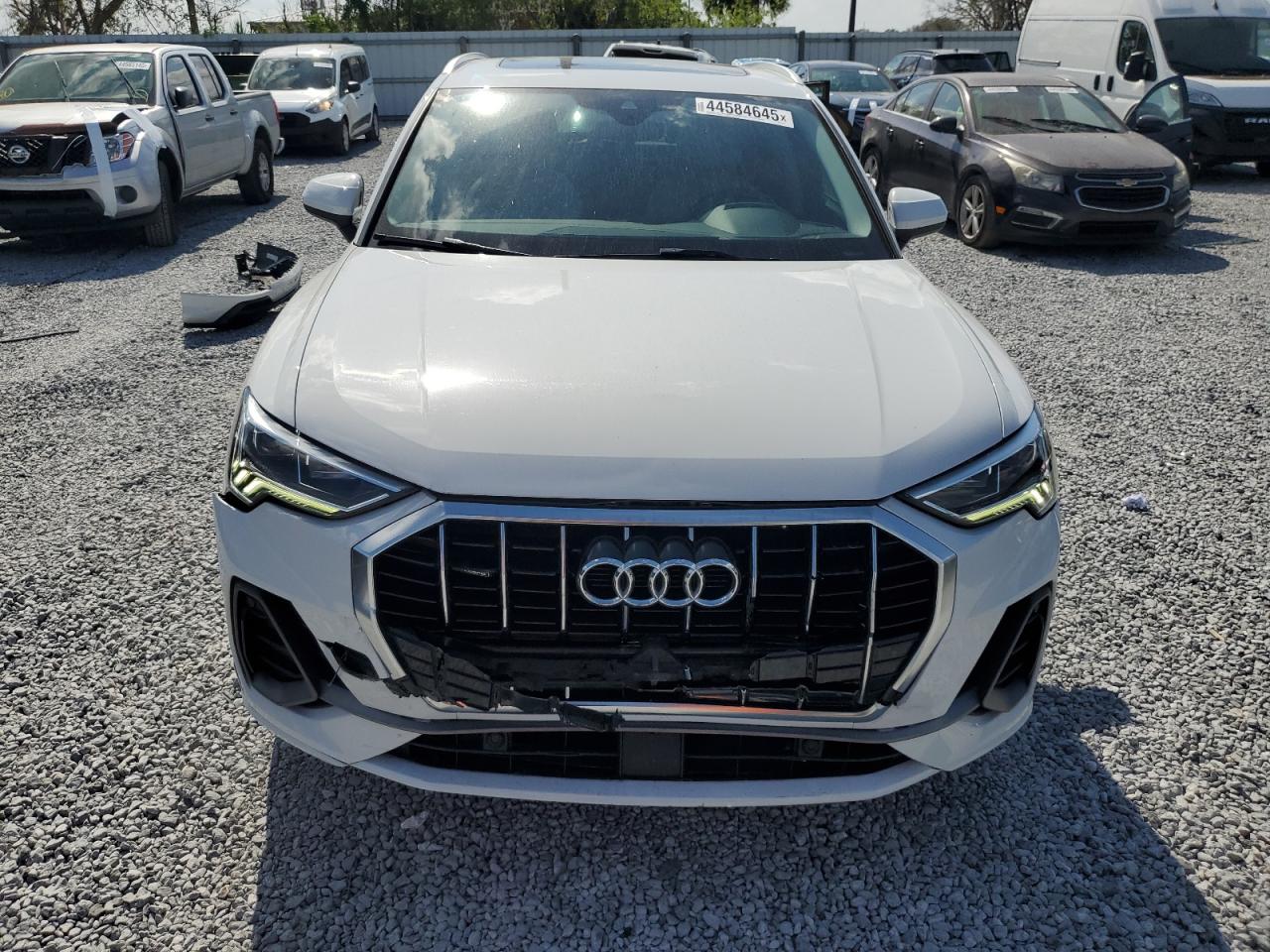 2019 Audi Q3 - Image 5
