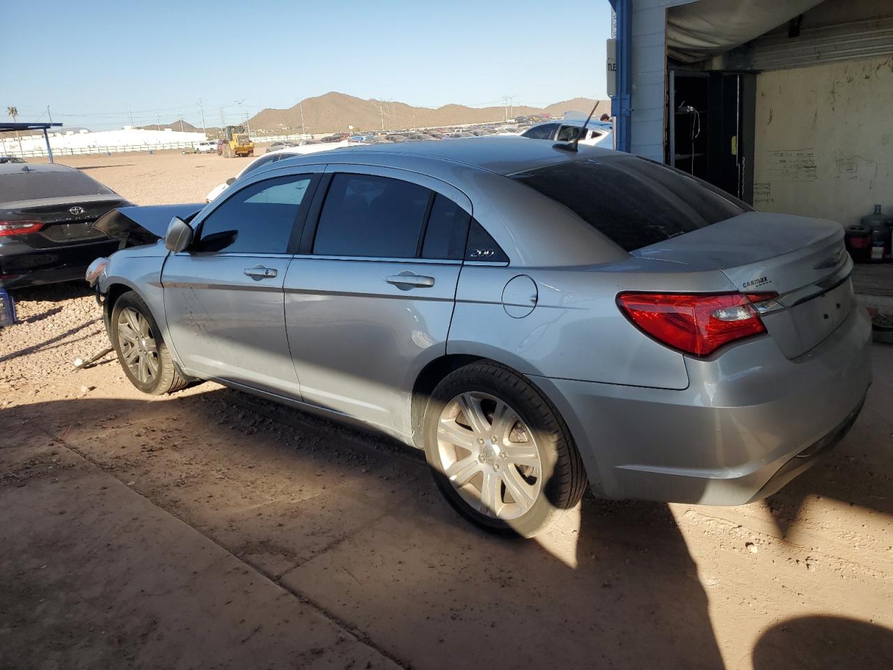 2012 Chrysler 200 - Image 2