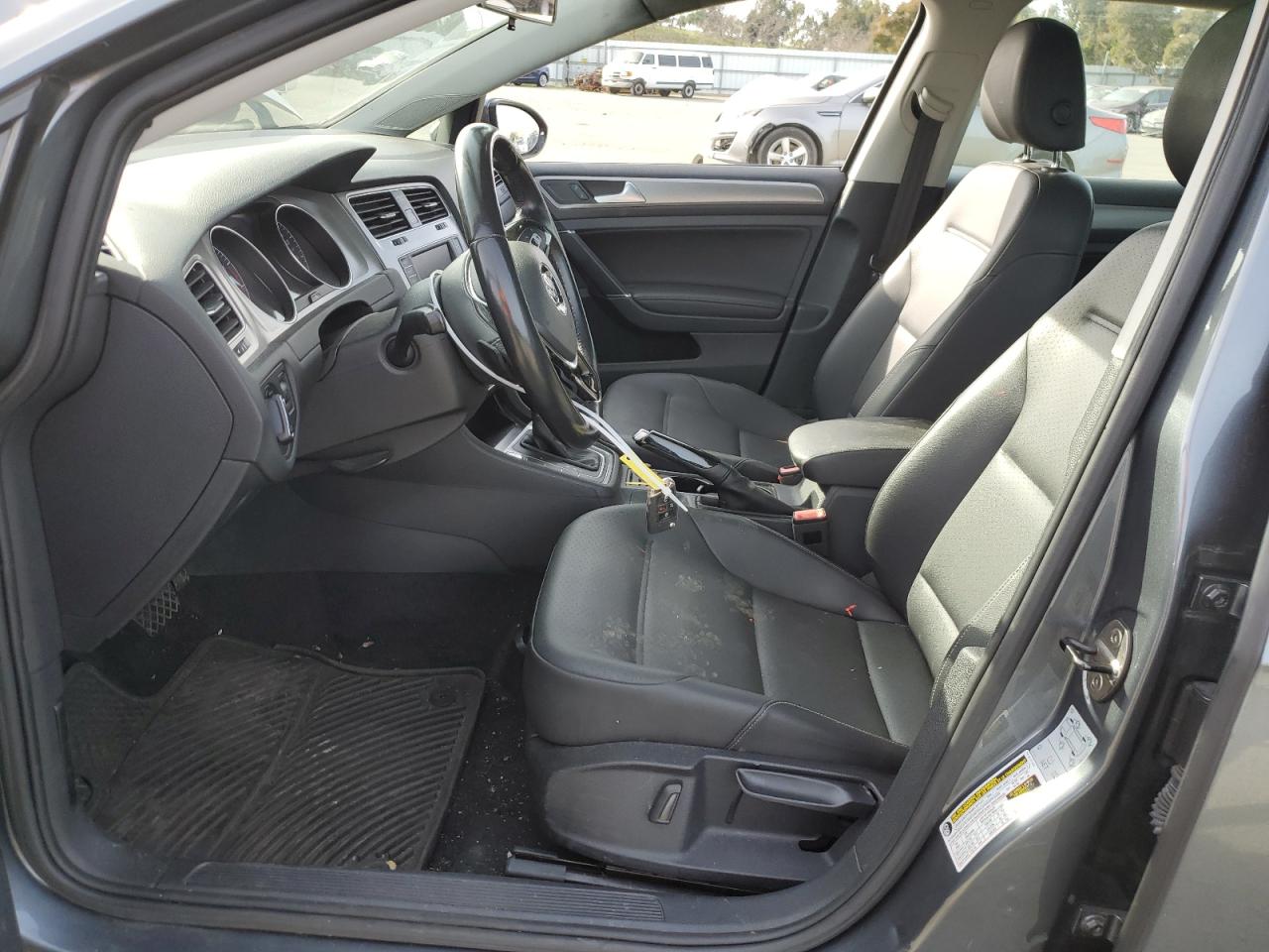 2016 Volkswagen Golf - Image 7