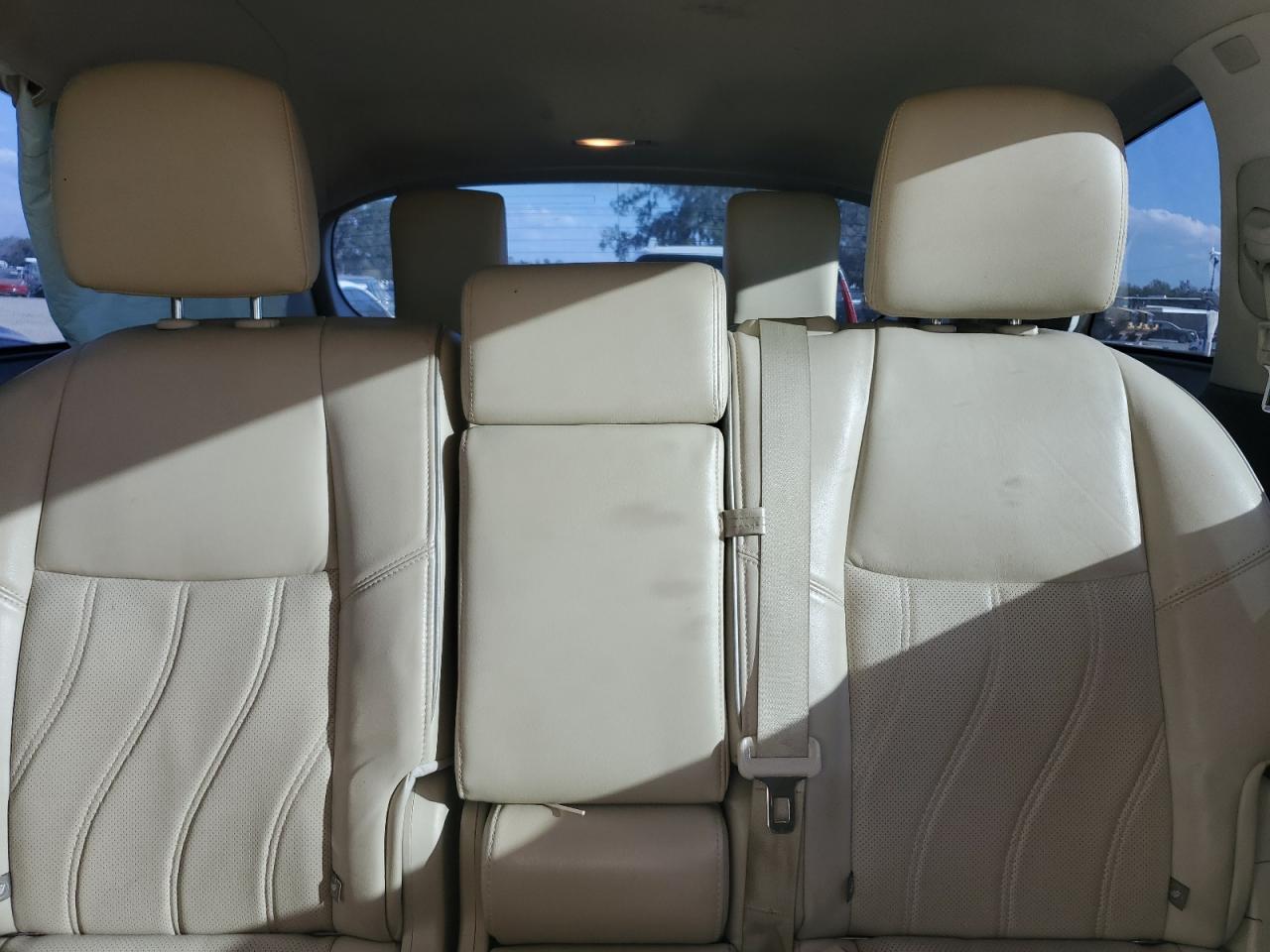 2017 Infiniti QX60 - Image 10